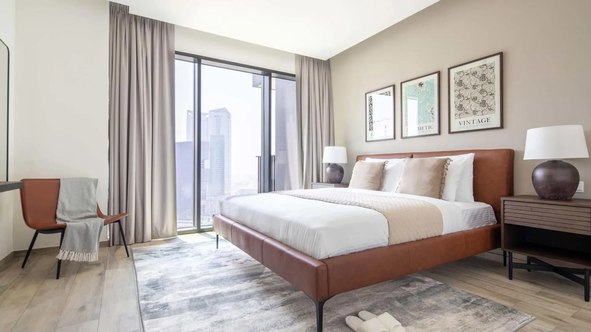 Frank Porter - Ahad Residences Dubai Apartment