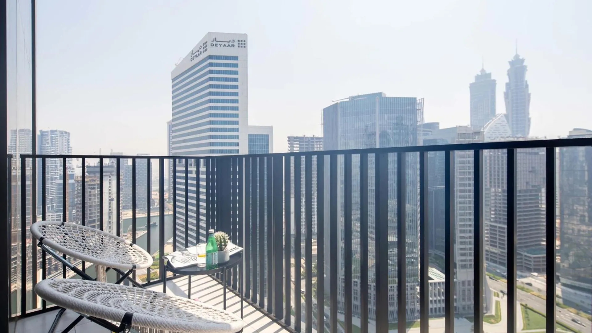 Frank Porter - Ahad Residences Dubai