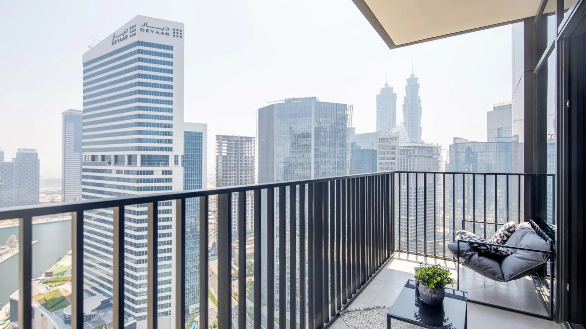 Apartment Frank Porter - Ahad Residences Dubai